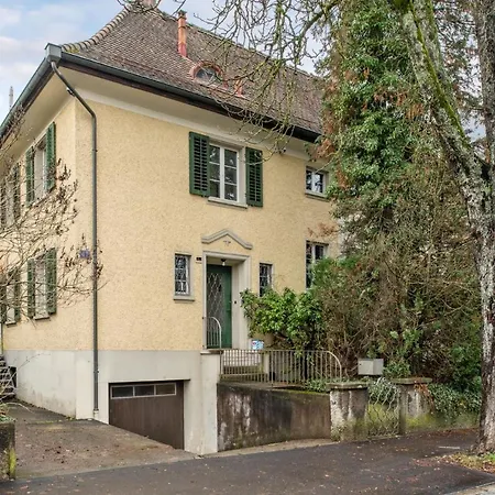 Semesterbostad Centrally Located House With Garden *