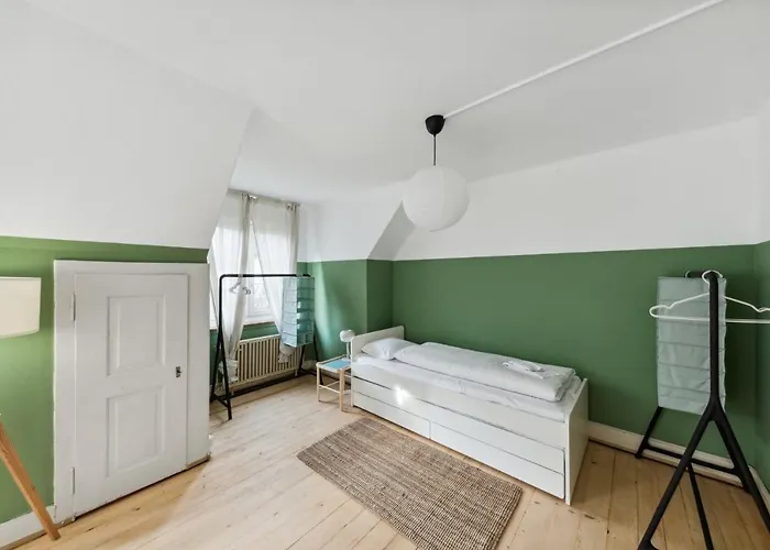 別荘 Centrally Located House With Garden チューリッヒ